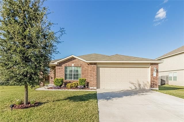 1st image of 203 Foxglove Dr