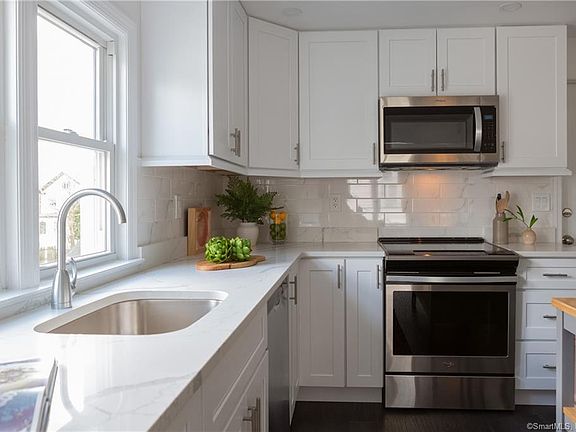 3rd image of 96 Nash Ln Floor 2