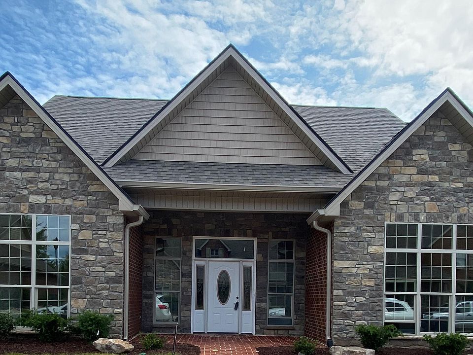 1st image of 414 Savannah Village Dr