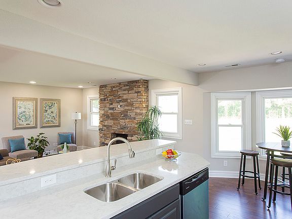 5th image of 1300 Fordyce Dr