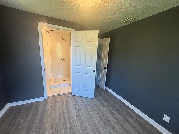 4th image of 2712 Jupiter Ave