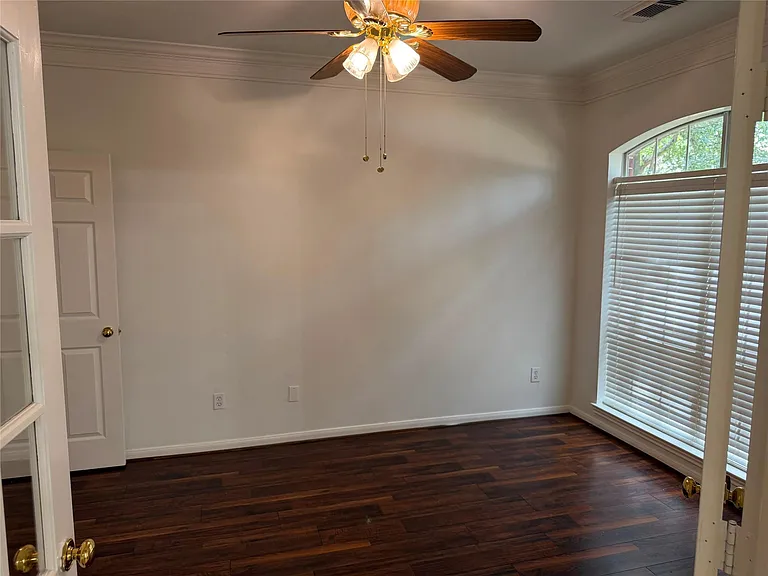 1103 Glendale Dr — Photo 32