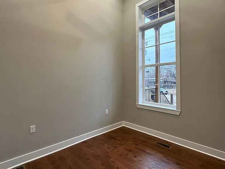 151 W Main St #2 — Photo 12