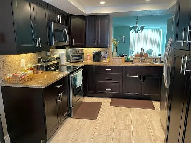 10 Willowbrook Ln #105 — Photo 2