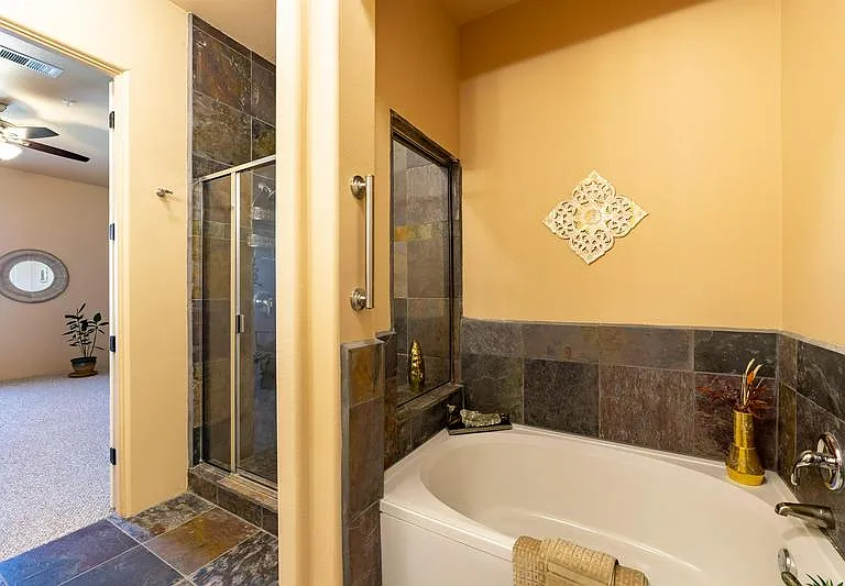 1405 Vegas Verdes #340 — Photo 10