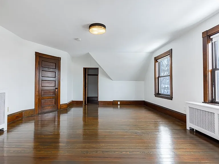 12 Eaton Ct #2 — Photo 18