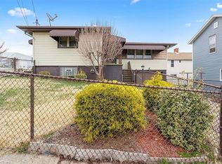 713 Arch St, Belle Vernon, PA