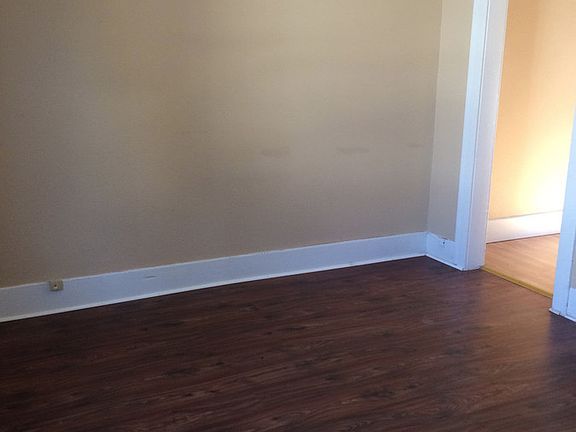 2nd image of 221 7th Ave