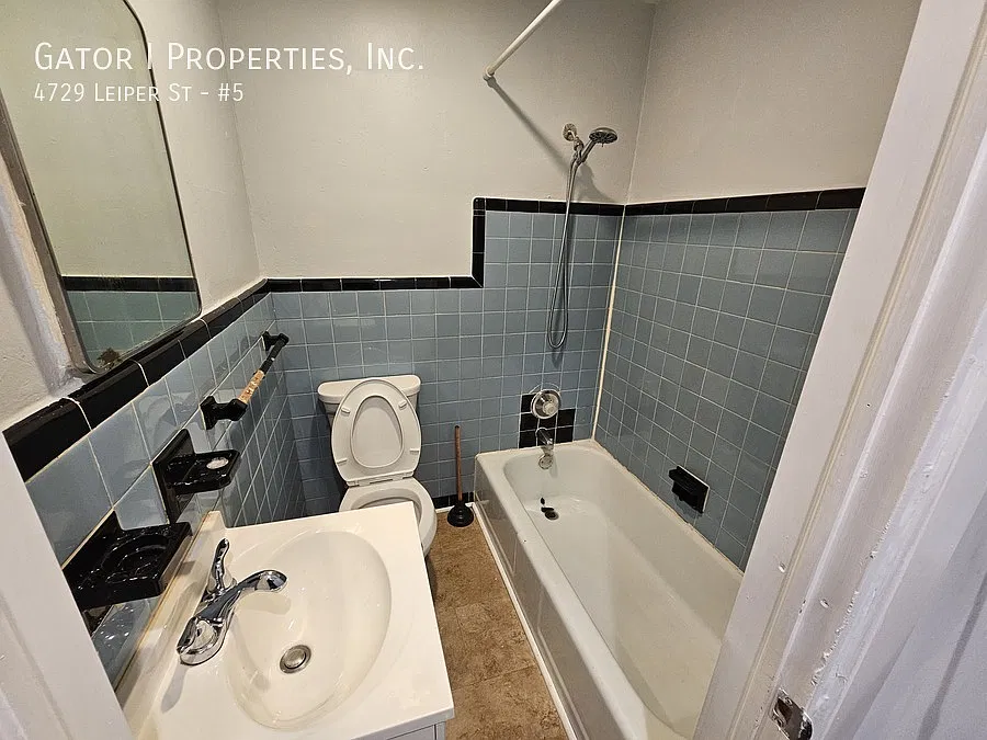Large 1 Bedroom Apartment For Rent — Photo 2