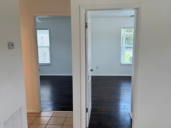 3rd image of 5207 Old Cheney Hwy APT B