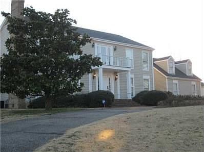 1st image of 7215 Heritage Oak Dr