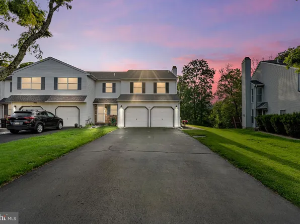 191 Jonathan Dr, North Wales, PA 19454