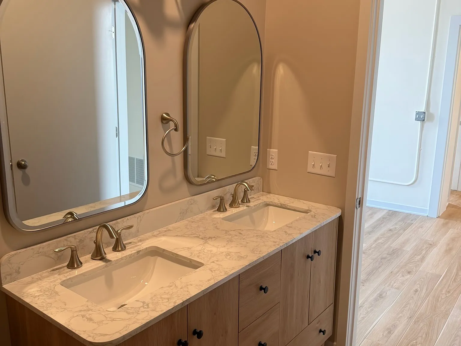 1 bed, 656 sqft, $1,275 — Photo 3