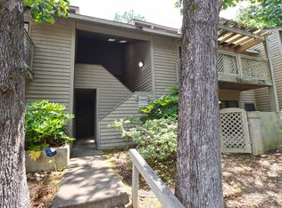 2002 Village Creek Dr #202, Columbia, SC 29210