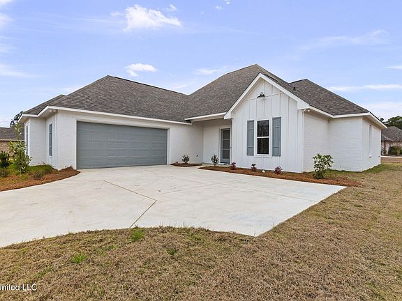 3rd image of 744 Bearing Way