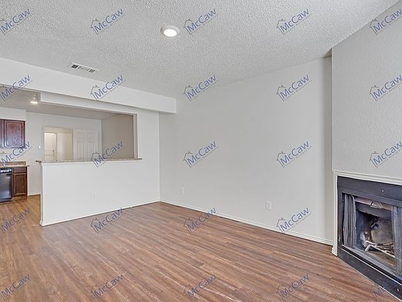 5th image of 210 Rolston Rd APT 1