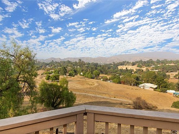 2nd image of 10333 La Canada Way