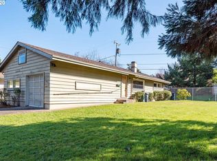 3355 Harris St, Eugene, OR 97405