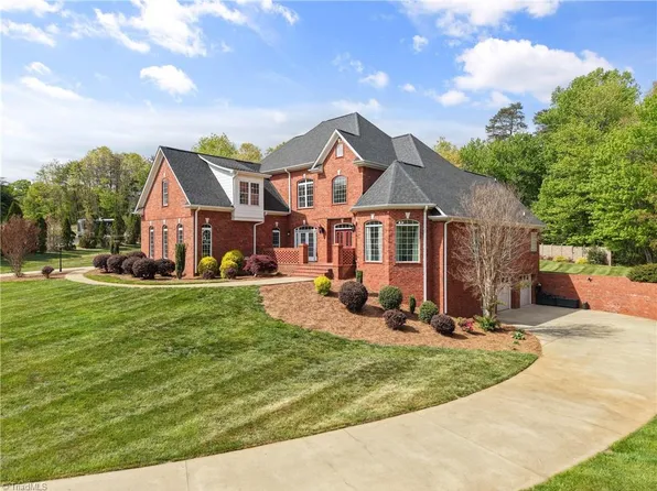 100 Ashley Ln, King, NC 27021