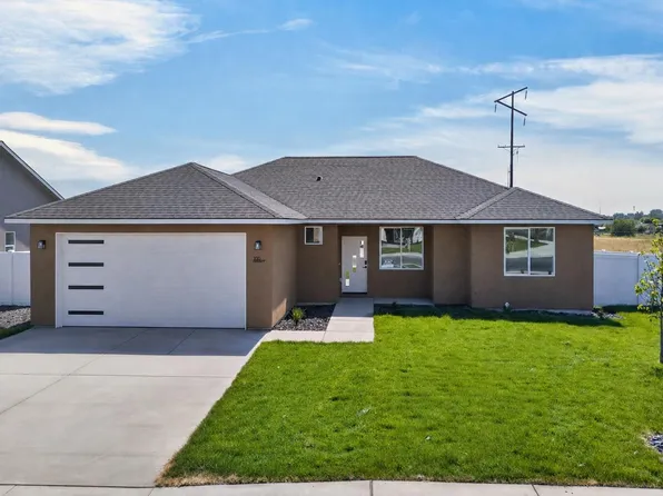 100 Olivera St, Grandview, WA 98930