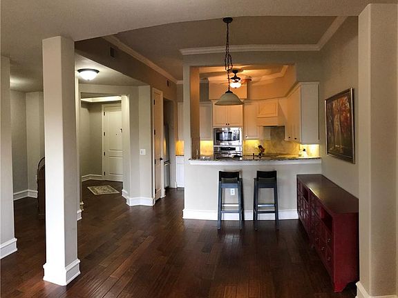5th image of 301 Watermere Dr APT 209