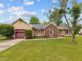 213 Fall Dr, Jacksonville, NC 28540