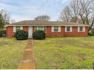 2017 Dogwood Ln NW, Huntsville, AL 35810