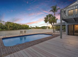 7640 Cedarwood Cir, Boca Raton, FL 33434