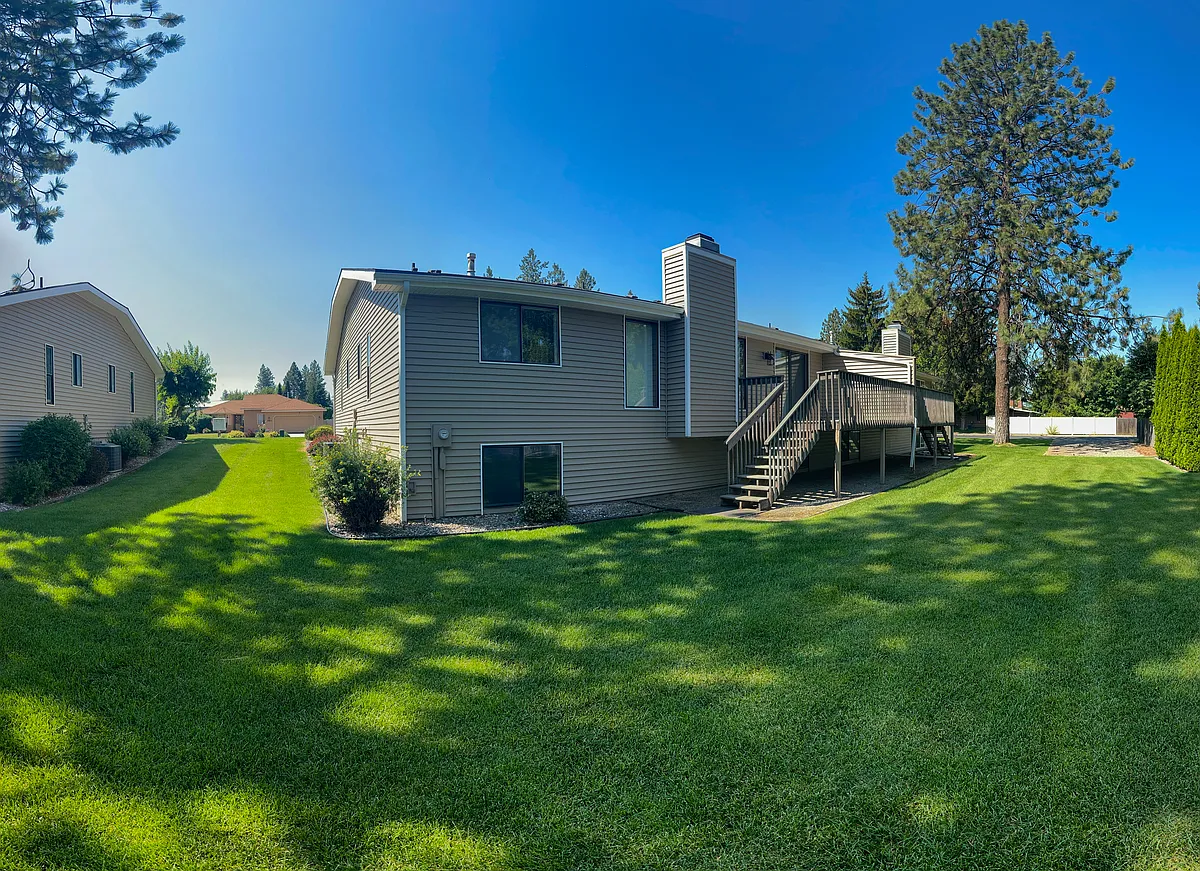 Building Photo - 5415 W Ridgecrest Dr