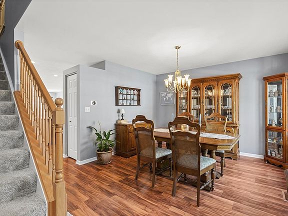 2nd image of 756 S Aldridge Ln