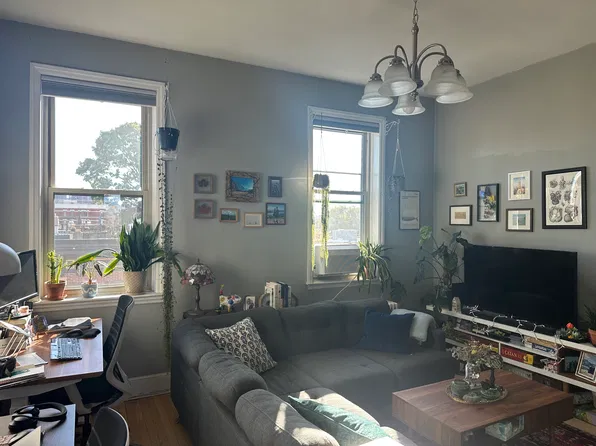 700 Washington St APT 6, Hoboken, NJ 07030