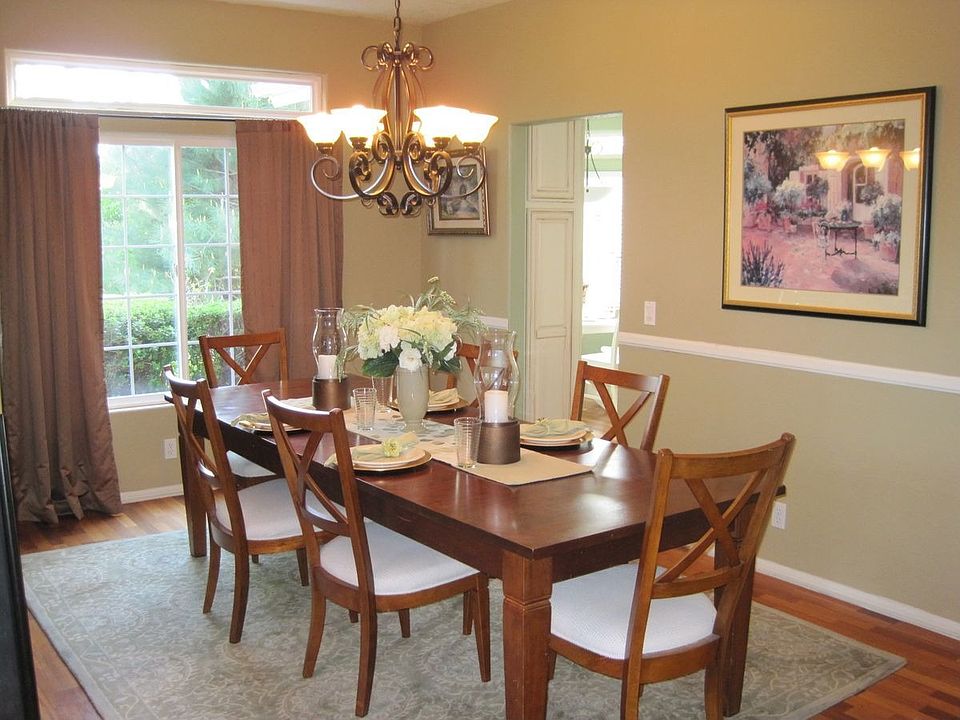 2nd image of 1222 Avenida Elisa