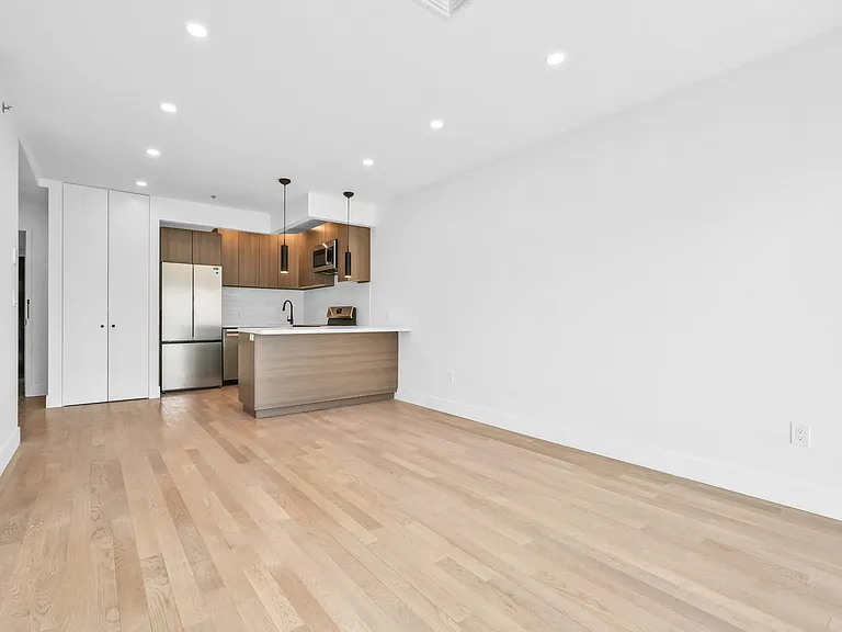 14-09 31st Ave #3AF — Photo 11