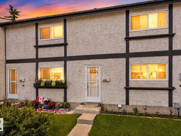 1344 Lakewood Rd W, Edmonton, AB T6K 3Y1