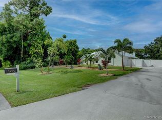 505 NE Bayberry Ln, Jensen Beach, FL 34957