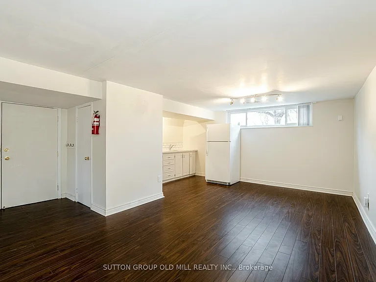 5 Applefield Dr #LOWER — Photo 14