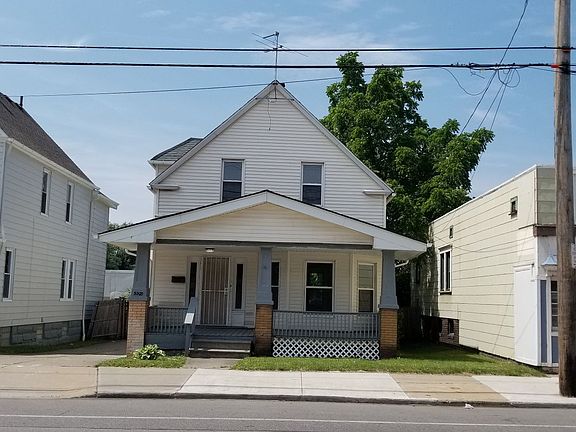 3rd image of 5005 Denison Ave