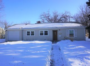 1158 Ohio Ave SW, Huron, SD 57350