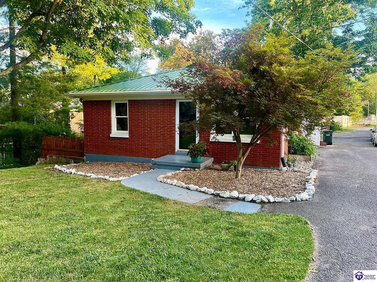 203 Helmwood Dr, Elizabethtown, KY 42701 Zillow