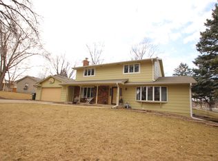 4701 S Briarwood Ave, Sioux Falls, SD 57103