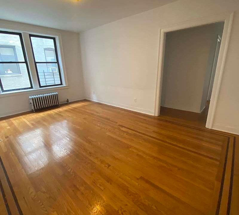 1st image of 28-32 35th St