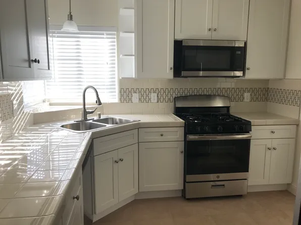 1255 N Linden Ave, Fresno, CA 93728