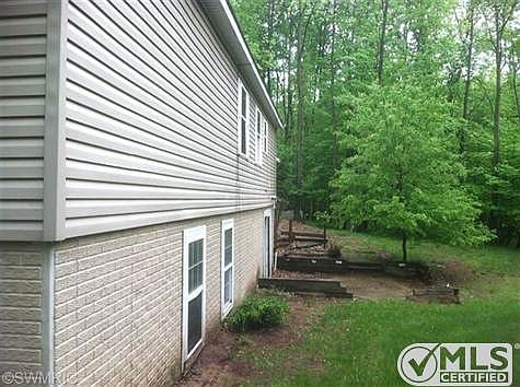 5th image of 1042 York Dr #243-4