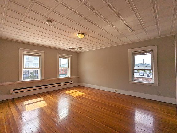 3rd image of 720-722 Massachusetts Ave #720_9