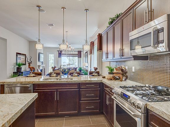 Perfect space to prep meals