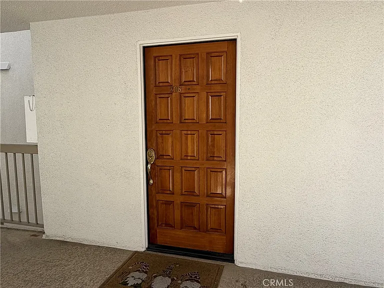625 E Del Mar Blvd #208 — Photo 4