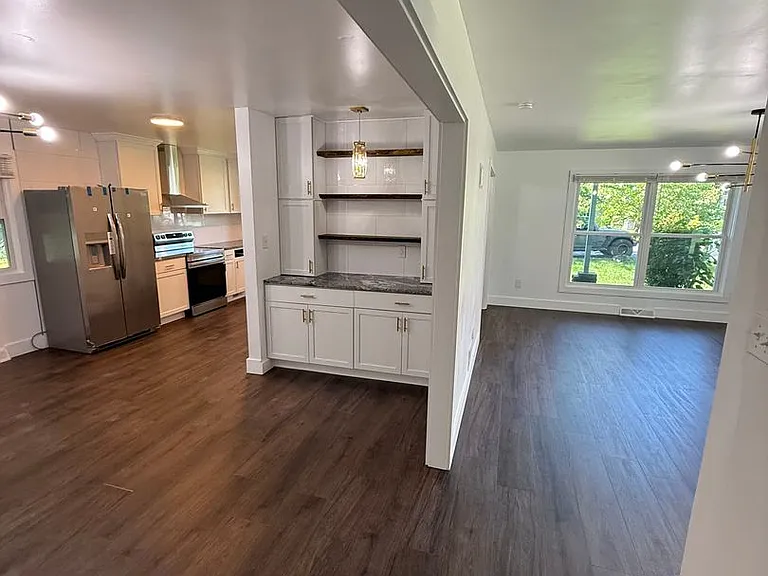 135 Grandview Ave — Photo 34