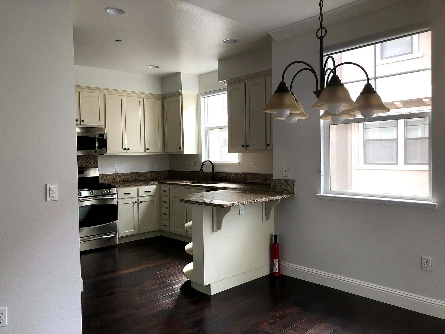 184 Arroyo Trl — Photo 2