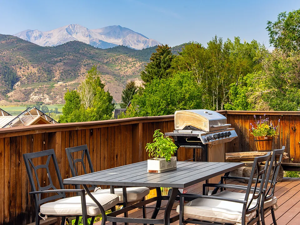 431 E Sopris Dr