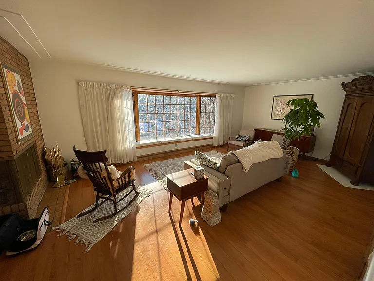 3626 E Superior St — Photo 9